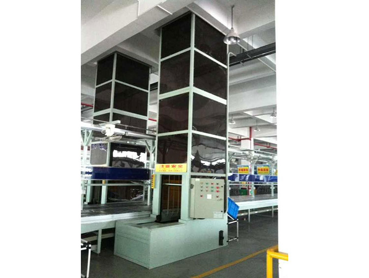升降機(jī)移栽機(jī)