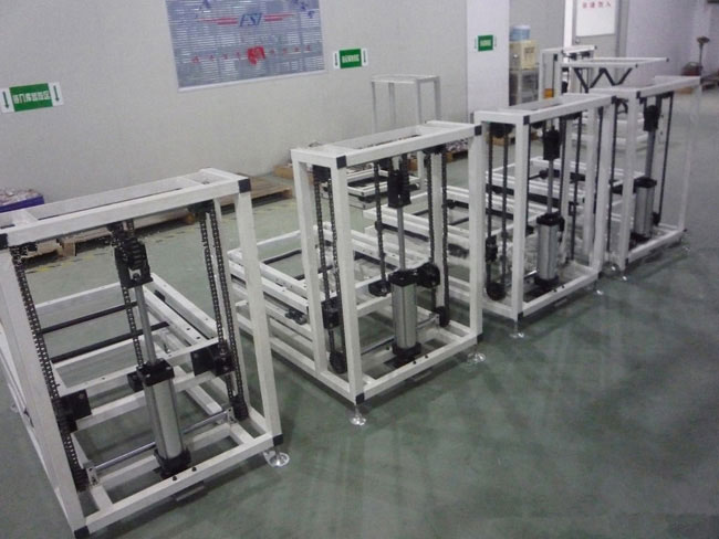 升降機(jī)移栽機(jī)